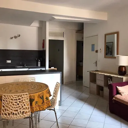 Rue St Gaetan Location Old Town Apartment *